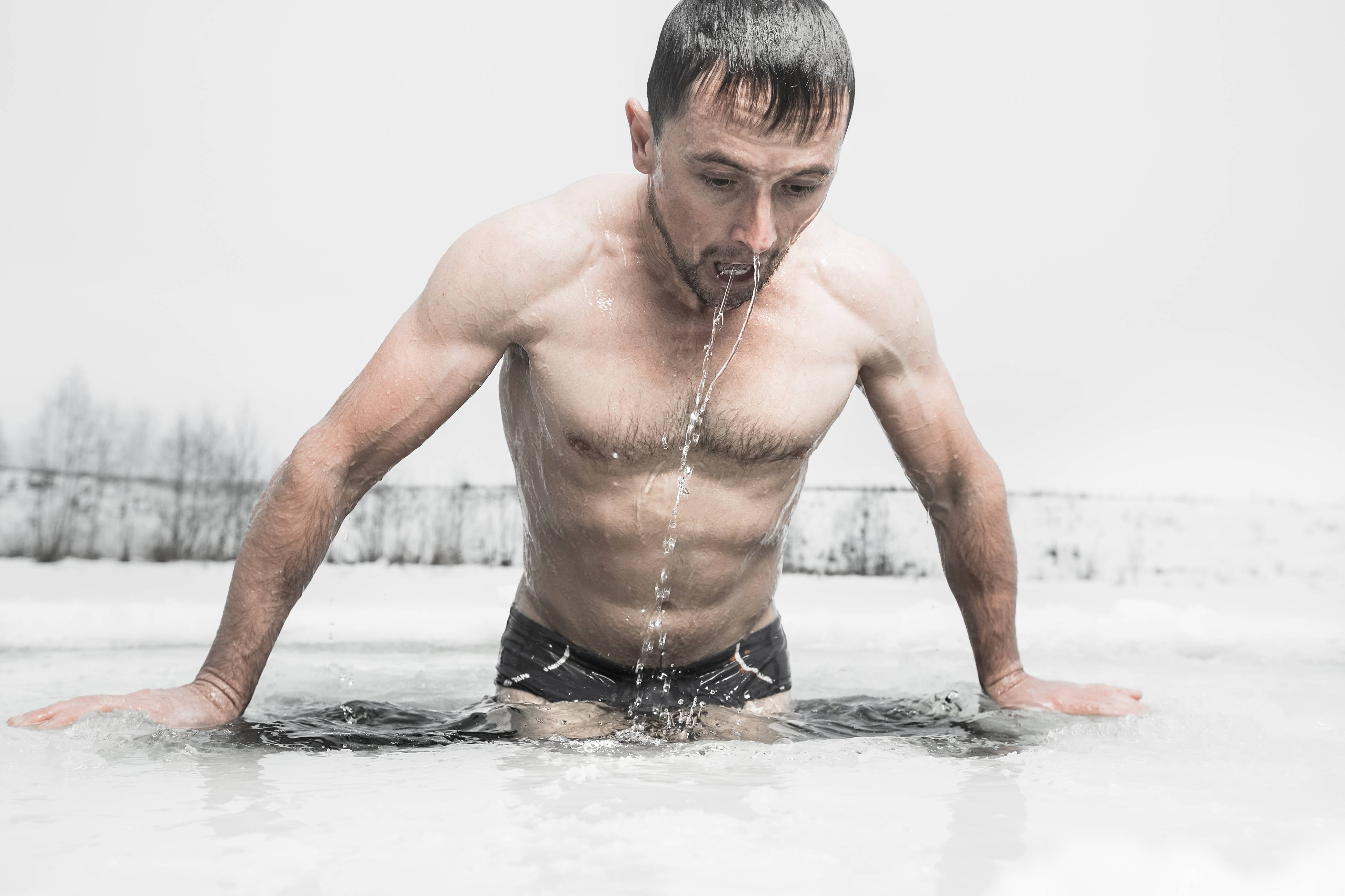 I Benefici Fisici del Cold Plunge: Una Guida Completa